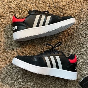 Adidas Hoops 2.0